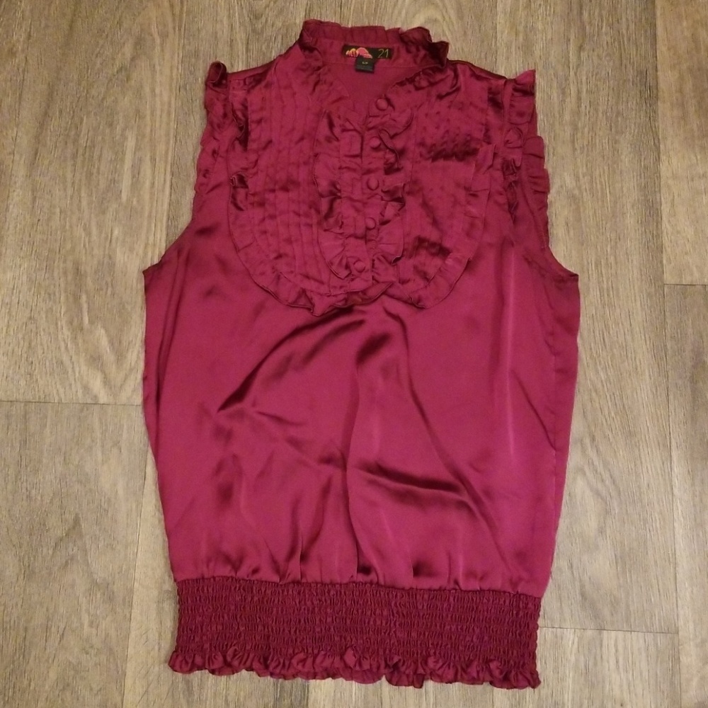 5/$25 Shiny maroon sleeveless top